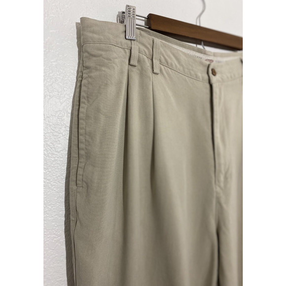 Tommy Bahama Size 38 Tan Straight Pleated Pants Men 100% Silk Chino Relax Casual - Picture 3 of 7